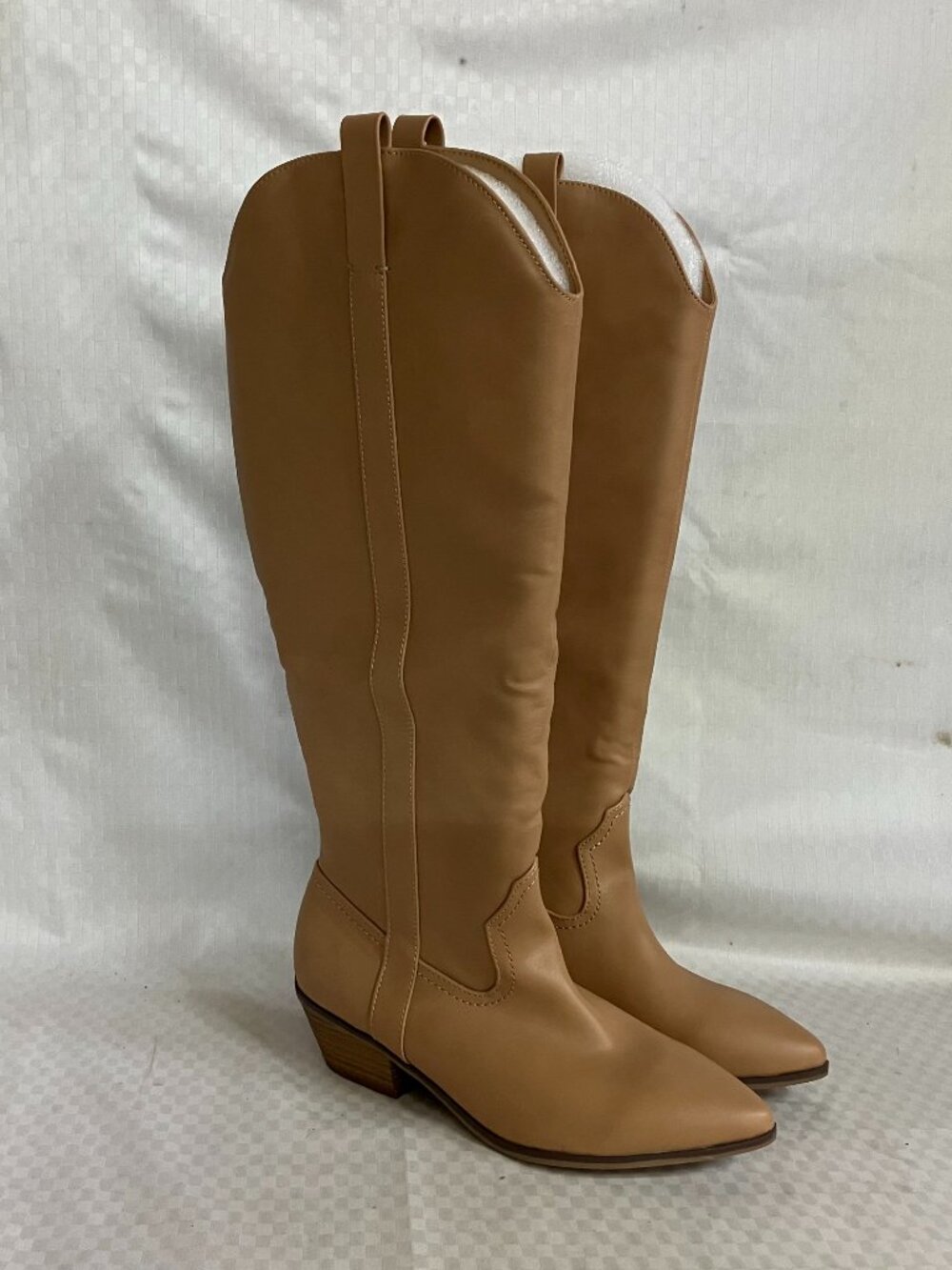Universal Thread Boots Women's Size 7.5 Light Brown Sommer Western Knee Height